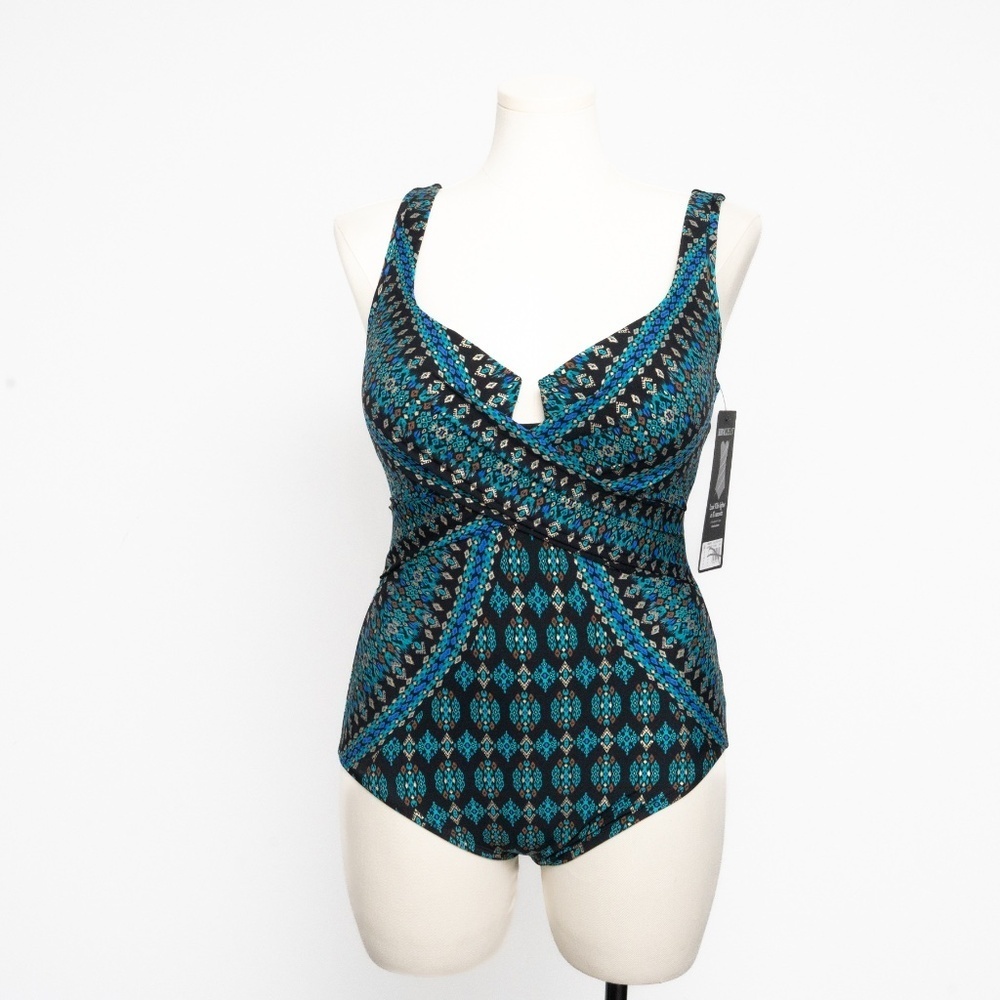 Miraclesuit Amarna Criss Cross Escape One Piece‎ Swimsuit - Picture 7 of 12